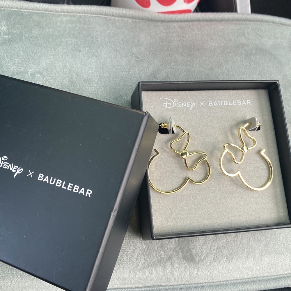 14K Gold Plated Minnie Hoop Earrings